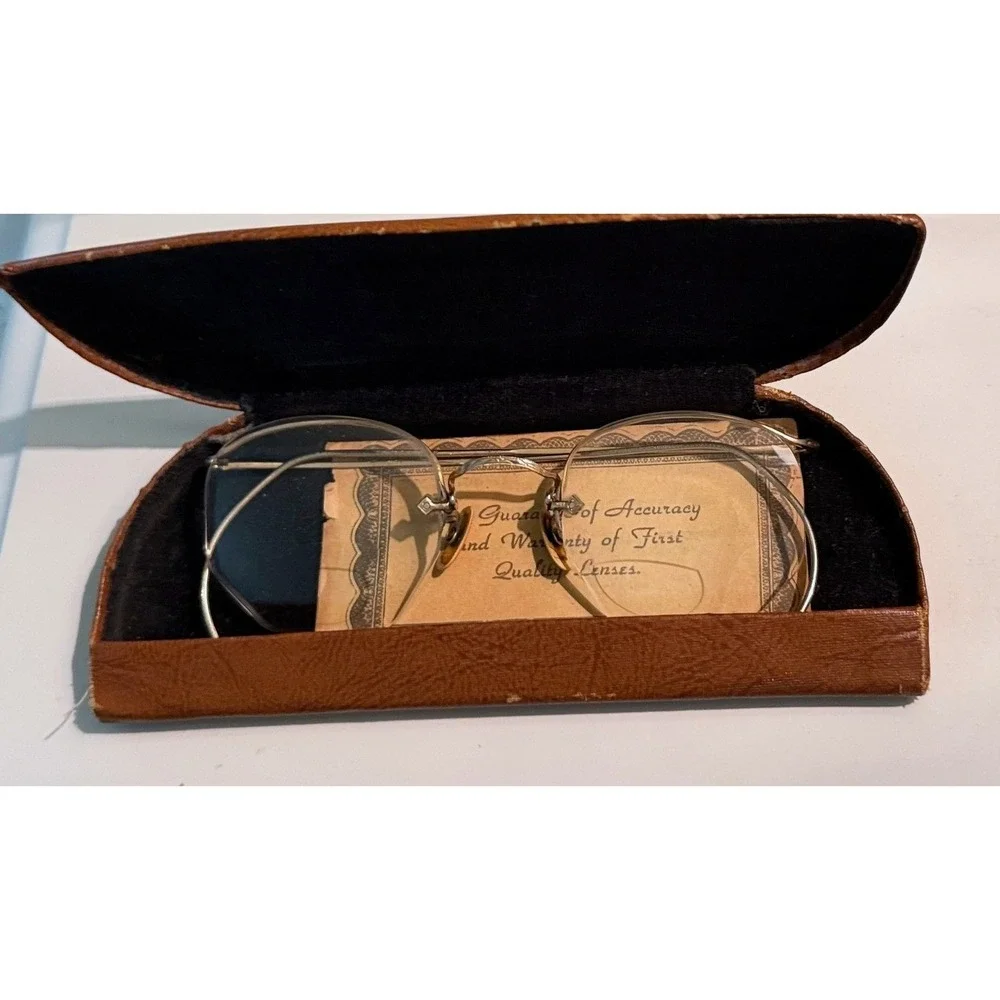 Vintage Gold Filled Wire Frames Eyeglasses Case